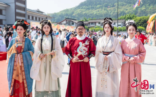 汉服遇见古都怎么穿搭，汉服遇见古都怎么穿搭好看