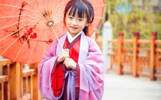 宝宝汉服怎样穿搭，儿童汉服头发简单扎法